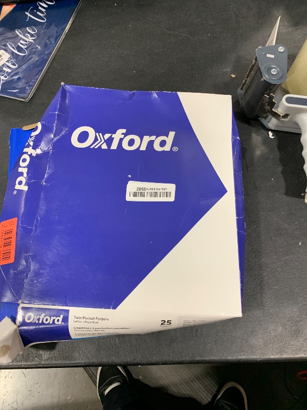 Photo 1 of Oxford Twin-Pocket Folders, Textured Paper, Letter Size, Royal Blue, Holds 100 Sheets, Box of 25 (57512EE)