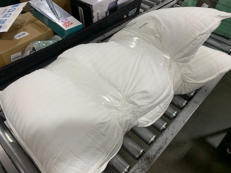 Photo 1 of Beckham Hotel Collection Bed Pillows King Size Set of 2 - Down Alternative Bedding Gel Cooling Big Pillow for Back, Stomach or Side Sleepers