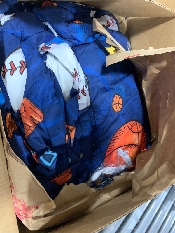 Photo 1 of Meeting Story 3pcs Kids Comforter Sets Zipper Bedding Set for Boys,Twin Kid Bedding Set Basketball Football Baseball Comforter Sports Bedding for Kid,All in one Zipper Bedding?Navy,Twin?