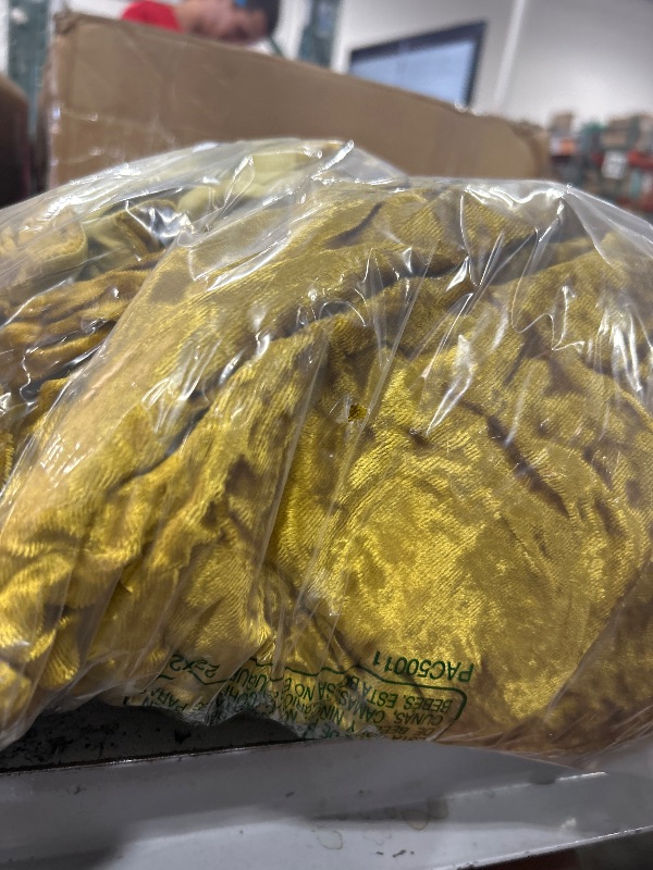 Photo 1 of Labhanshi Velvet Duvet Cover (Lime Green, Queen 90x90 Inch)
