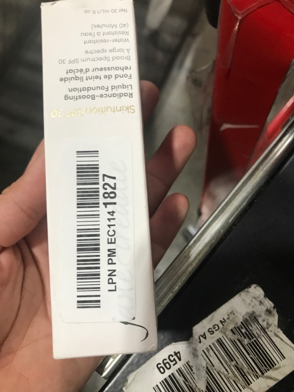 Photo 1 of Skintuition SPF 30 Radiance-Boosting Liquid Foundation 26 Light