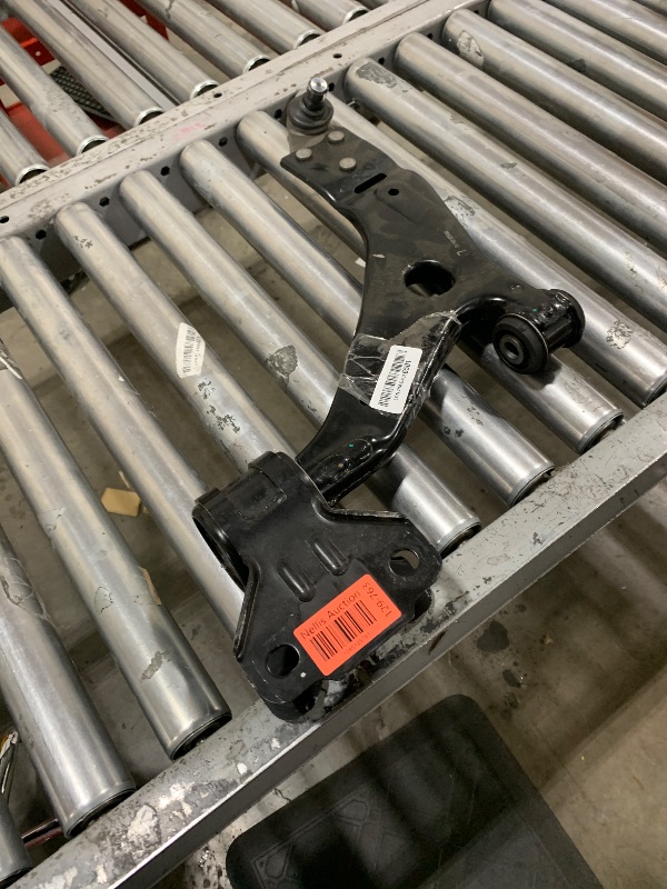 Photo 1 of SCITOO Front Suspension Part K622136 Lower Control Arm and Ball Joint fit for Ford Escape 2013-2019