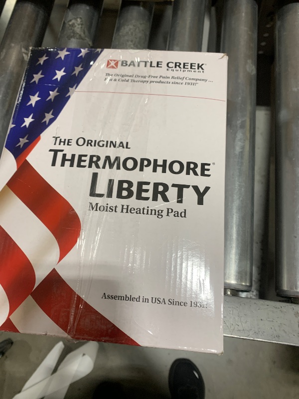 Photo 1 of Assembled in The USA - Thermophore Liberty - Moist Heating pad for Arthritis, Back, Neck, Shoulder Pain and Cramps Relief - Electric with auto Shut Off, Large 14" x 27"