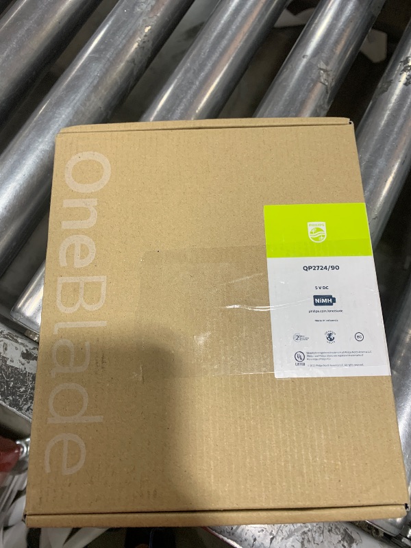 Photo 1 of Philips Norelco OneBlade 360 Hybrid Face, Electric Beard Trimmer and Shaver, with 360 Blade Technology, 1x 360 Blade for Face, 5in1 Adjustable Comb, Model QP2724/90