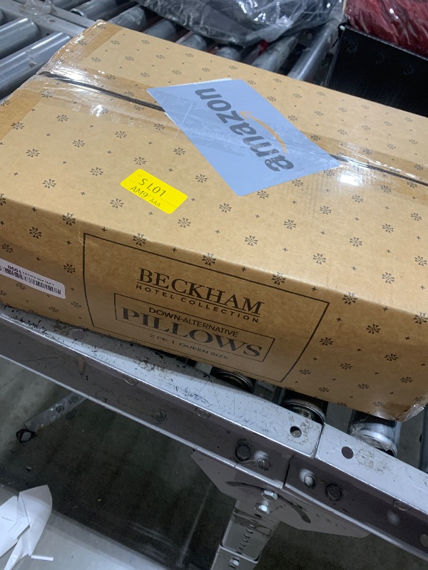 Photo 1 of Beckham Hotel Collection Bed Pillows Standard/Queen Size Set of 2 - Original Down Alternative Pillow for Sleeping - Bedding for Back, Stomach or Side Sleepers