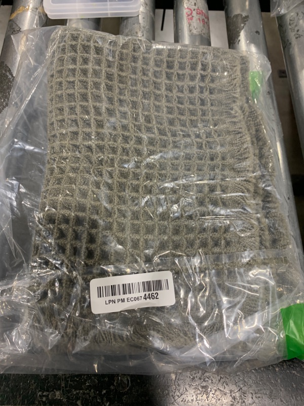 Photo 1 of ZALL Waffle Bath Mat,Super Absorbent Non Slip Bathroom Rug,Dark Green 17x24inch,Machine Washable Ultra Soft Floor Mats