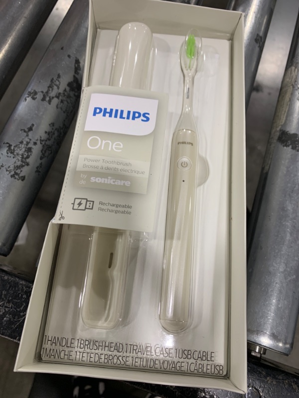 Photo 1 of Philips One by Sonicare Rechargeable Toothbrush, Snow, HY1200/07