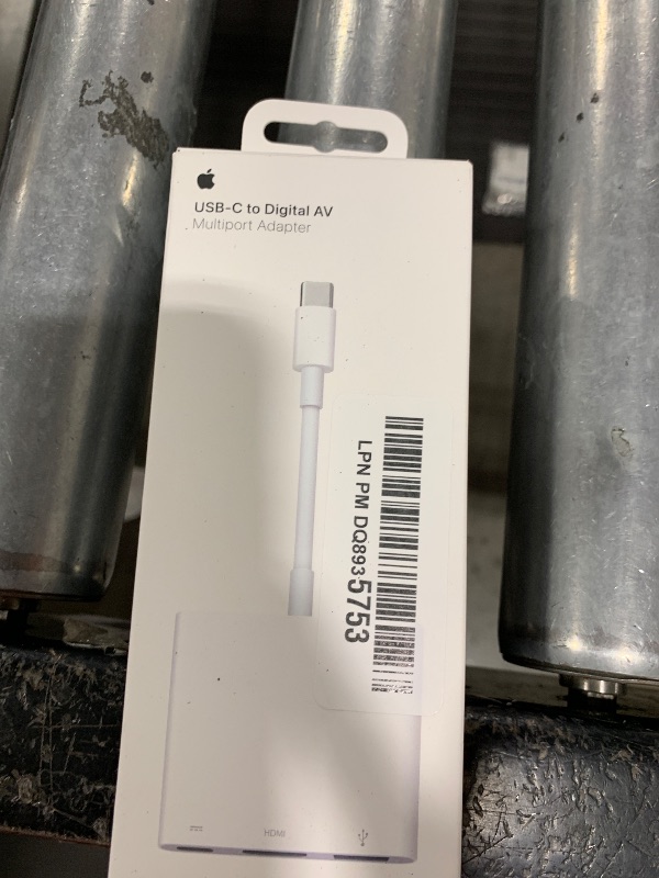 Photo 1 of Apple USB-C Digital AV Multiport Adapter