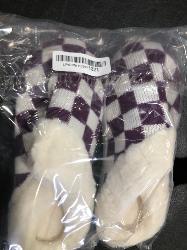 Photo 1 of UBFEN Womens Slippers Classic Plaid Winter Warm with Memory Foam Fluffy House Shoes Platform Indoor Bedroom White Purple Size 5-6