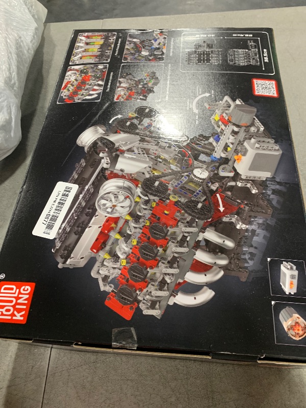 Photo 1 of Mould King 10130 V8 Engine Model kit That Runs - Build Your Own STEM V8 Model Engine for Adults, 8-Cylinder Engine kit 3.9-Liter Twin-Turbo Engine, Mechanic Engineering Construction Set (2718 PCS)