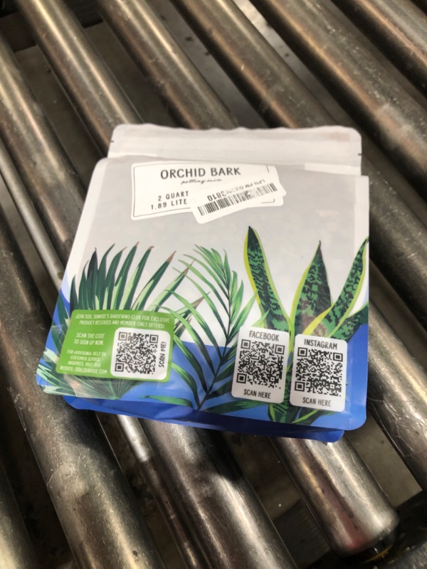 Photo 1 of 100% Organic Orchid Potting Bark (2 Quarts), All-Natural USA-Sourced Pine Bark Orchid Mix Additive