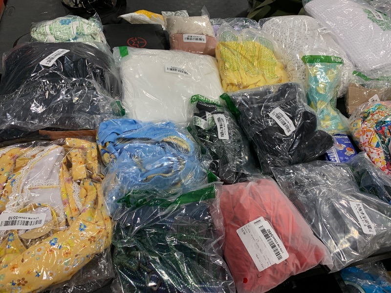 Photo 1 of BOX LOT **VARIOUS ITEMS** FINAL SALE NO RETURNS 