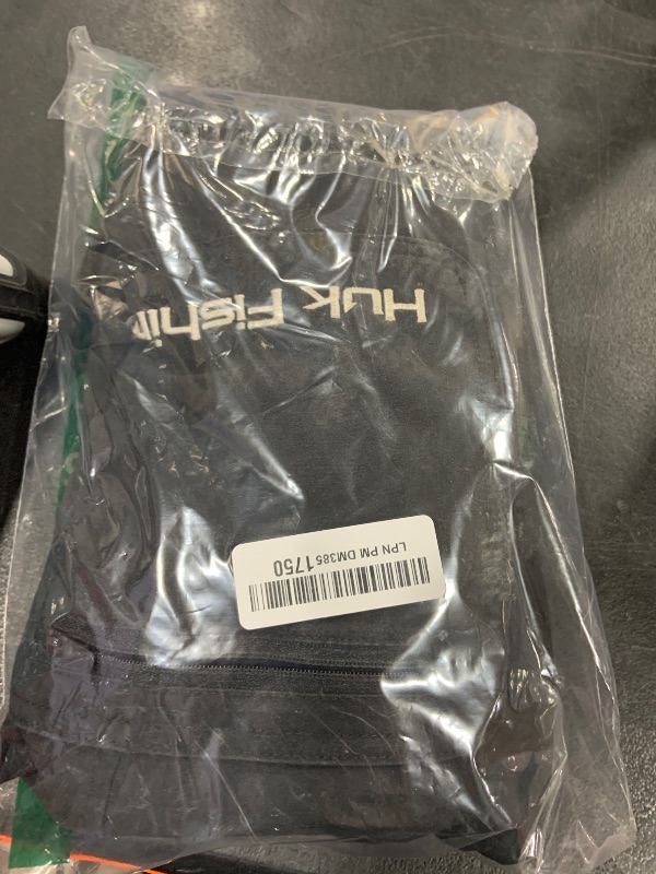 Photo 1 of Huk Men's Standard Next Level Quick-Drying Performance Fishing Shorts, Black-10.5", X-Large