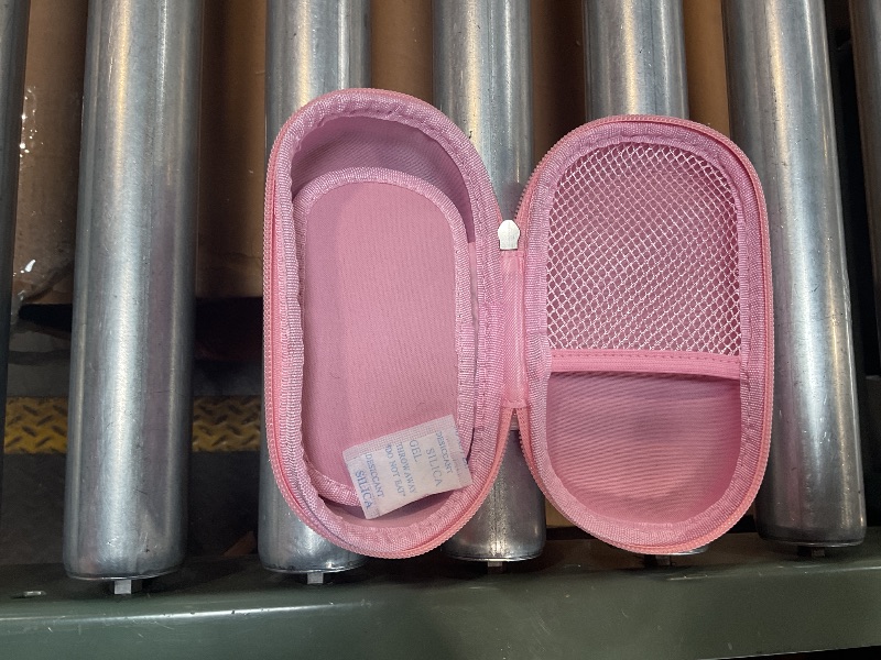 Photo 1 of travel container 