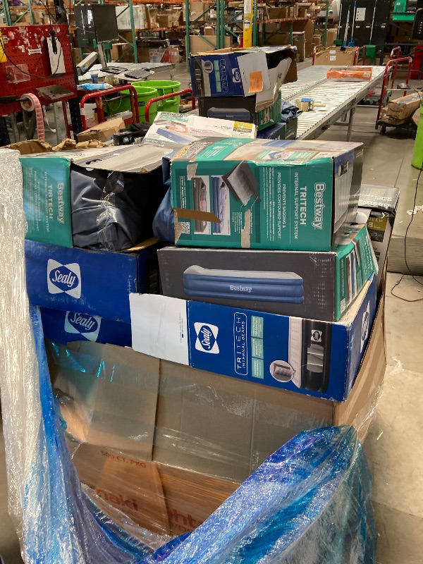 Photo 1 of **NO REFUNDS OR RETURNS ***PALLET OF NEW AND USED AIR MATTRESS DIFFRENT SIZES 