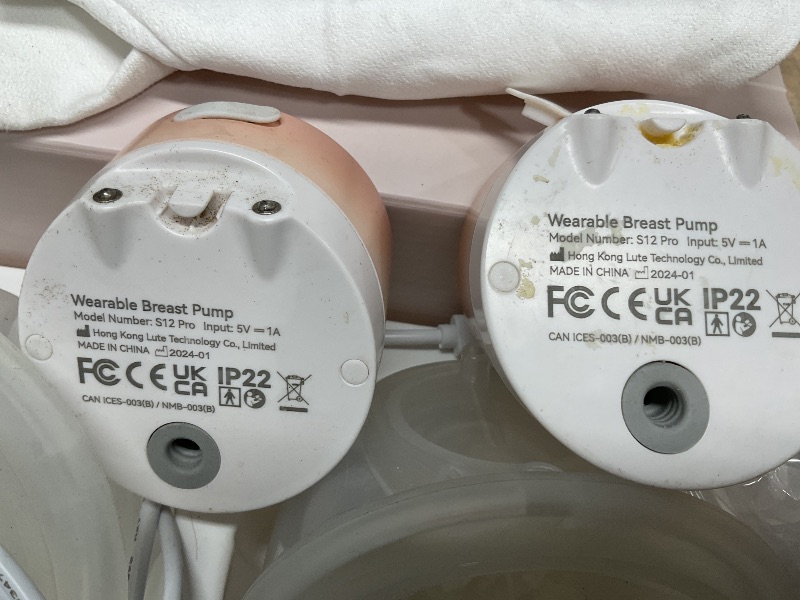 Photo 1 of MOMCOZY WEARABLE BREAST PUMP S12PRO 