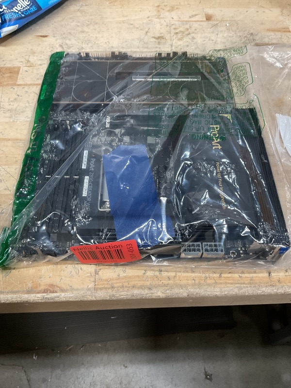 Photo 1 of ASUS ProArt Z890-CREATOR WIFI Z890 LGA 1851 ATX Motherboard, Intel® Core™ Ultra Processor Series 2 Ready, 16+2+1+2 stages, PCIe® 5.0, DDR5, Thunderbolt™ 5 Type-C®, 10+2.5 Gb LAN, WiFi 7, 5x M.2, AI OC