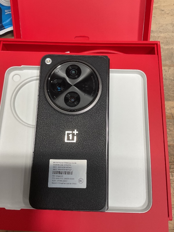 Photo 1 of OnePlus Open, 16GB RAM+512GB, Dual-SIM, Voyager Black, US Factory Unlocked Android Smartphone, 4805 mAh Battery, 67W Fast Charging, Hasselblad Camera, 120Hz Fluid Display