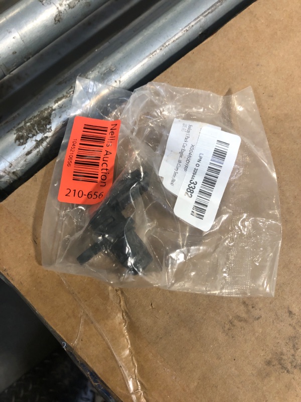 Photo 1 of Sodcay 1 Pack Car Engine Camshaft Position Sensor for EPC Fault Light, Position Sensor Accessories for Weak Start, Replacement OEM Number #F01R00B003 Compatible with Chery Series (Black)