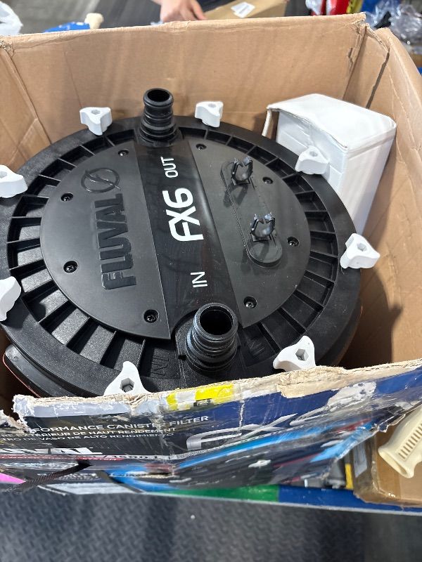 Photo 1 of **missing several pieces**Fluval FX6 High Performance Aquarium Filter, Canister Filter for Aquariums up to 400 Gal.
