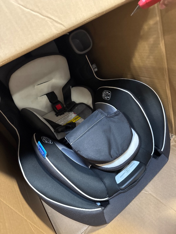Photo 1 of **Missing Parts*** Graco Extend2Fit Convertible Baby Car Seat, Rear and Forward Facing, Adjustable Extension Panel for Extra Legroom, Gotham