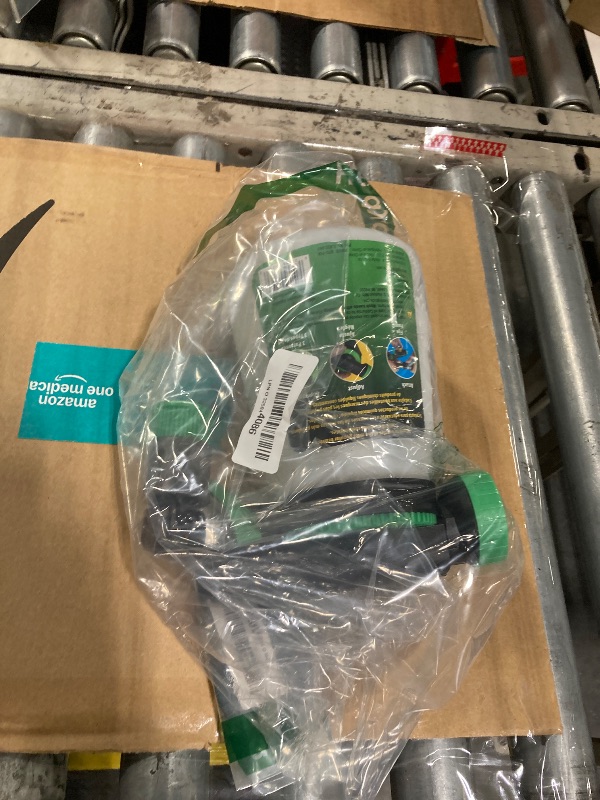 Photo 1 of RL Flo-Master Chameleon Hose End Sprayer for use with Fertilizers, Weed Killers, Fungicides and Insect Killers, 32 ounce Refillable Bottle Included