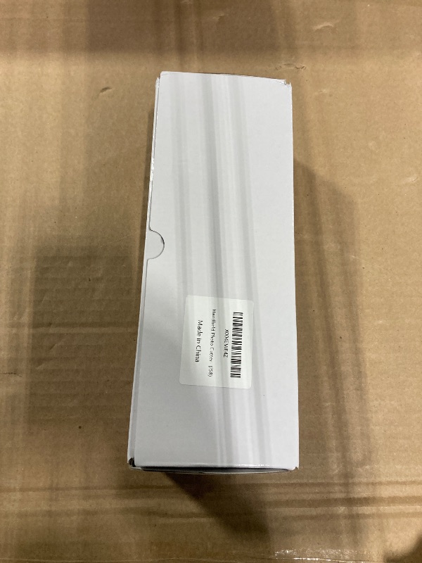 Photo 1 of Handheld Photo Cutter, Paper Cutting Pliers with Smooth and Straight Cutting, 35 x 45 mm Picture Cutter Machine for Passport Photos, ID Cards, Wallet Sized Photos