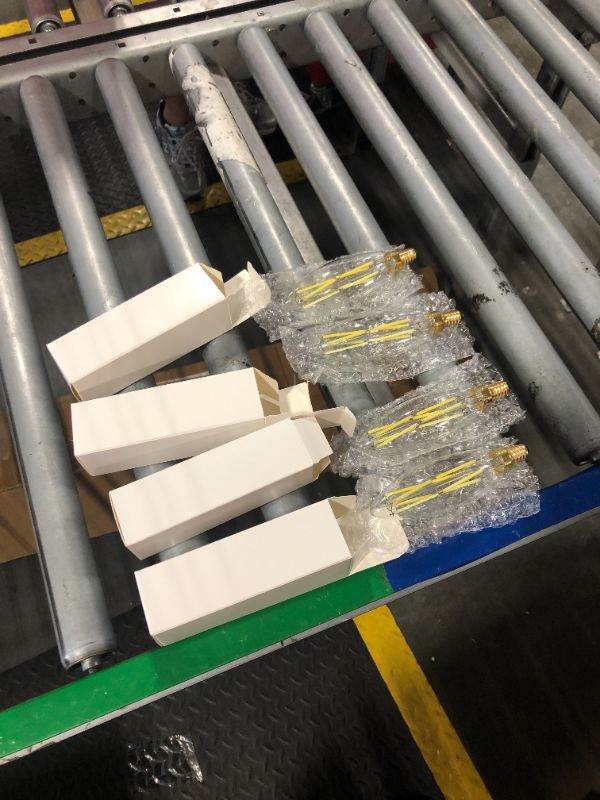 Photo 1 of ***one of the light bulb loose inside part(X mark on the box)E12 Candelabra Light Bulbs 8W,Equal 100 Watt Dimmable Led Bulbs,5000K Cool White Led Candle Bulb,Chandelier Light Bulbs 4.85In,Led Light Bulbs 900lm,4-Pack