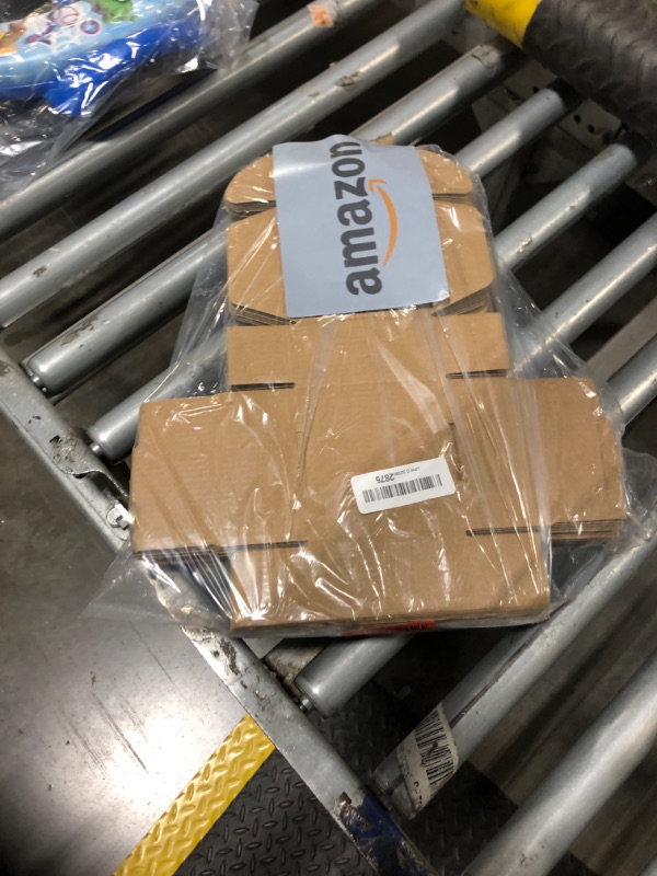 Photo 1 of 25 Pack Corrugated Packaging Box Mailers Shipping, Green Recyclable Cardboard Small Gift Mailer Boxes for Shipping Packaging Craft Gifts Giving Products (4x4x2 inch, Green)