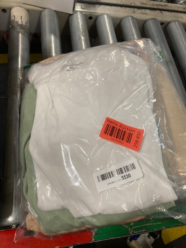 Photo 1 of 4 Pack: Long Sleeve Shirts for Women Womens Tops T Shirt Top White Black Tee Woman Ladies Blouses Basic T-Shirts Cotton Undershirt Tshirts Tees Crewneck Casual Tshirt T-Shirt Yoga - Set 1, Medium        