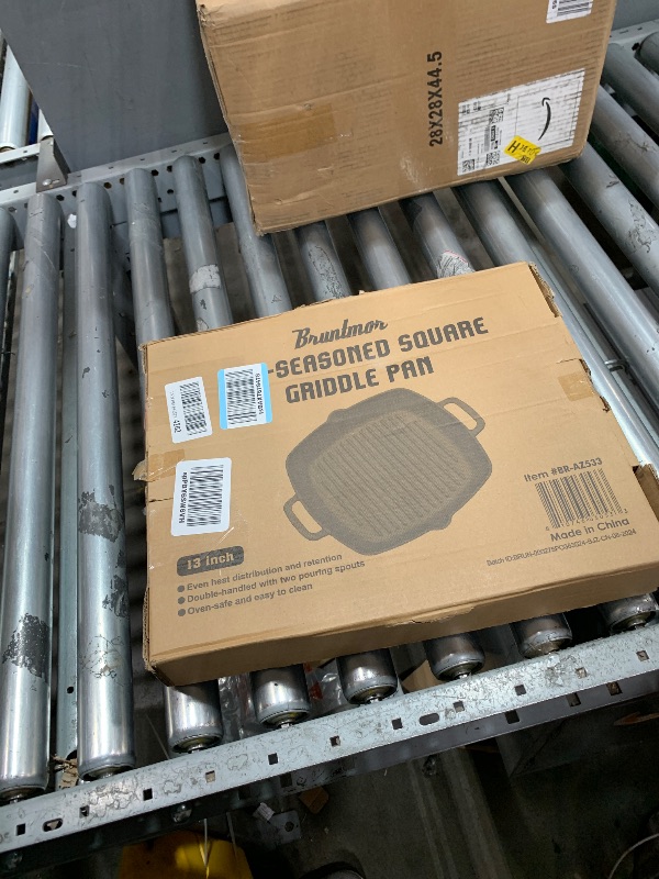 Photo 1 of (minor crack) Bruntmor 13 Inch Cast Iron Pan Griddle - Pre-Seasoned Cast Iron Grill Pan for Stove Top and Outdoor Cooking - No Stick Grilling Pan with Ridges for Meats, Steaks and Vegetables - Induction Compatible
