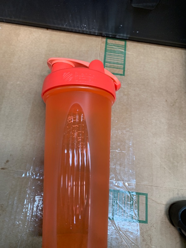 Photo 1 of 
BlenderBottle Classic V2 Shaker Bottle Perfect for Protein Shakes and Pre Workout, 28-Ounce, Clear/Black