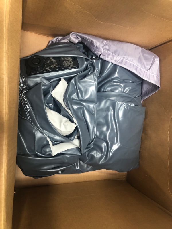 Photo 1 of **unknown to any holes **
InnoTruth Cal King Air Mattress with Built in Pump, Inflatable Blow up Mattress, 18" Raised Colchones Inflables Air Bed for Guests & Home, Ideal for Home Use and Outdoor Camping, 650lb Weight Capacity