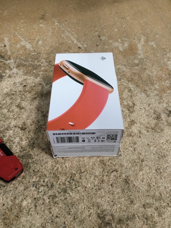 Photo 1 of *BRAND NEW FACTORY SEALED* Fitbit Versa 4 Fitness Smartwatch with Daily Readiness, GPS, 24/7 Heart Rate, 40+ Exercise Modes, Sleep Tracking and more, Pink Sand/Copper Rose, One Size (S & L Bands Included)