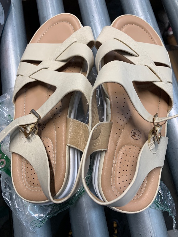 Photo 1 of (see all images) mysoft Women's Walking Sandals Comfortable Air Cushioned Support Ankle Strap Dress Sandals 7.5 wide 