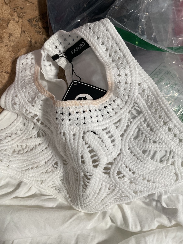 Photo 1 of **SEE NOTES***FARORO Women Boho Lace Halter Neck White Vest Tank Tops Casual Loose Fit Camisoles Blouse Sleeveless Hollow Out Shirts Summer Cami Tee for Beach MEDIUM 