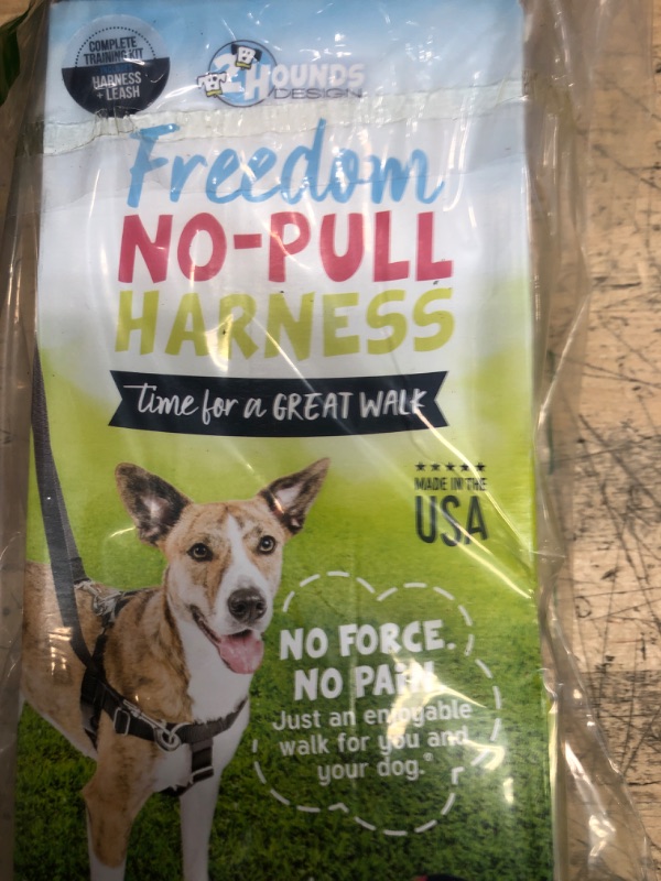 Photo 1 of 2 Hounds Design Freedom No Pull Dog Harness, Adjustable Harness and Leash Set, Easy Walking & Comfortable Control, Fits Small, Medium & Large Dogs, Solid Colors, Made in USA, 5/8" SM, Rose1045300379
LPNO340997807
