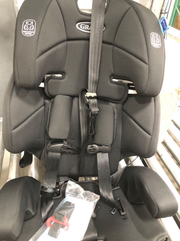 Photo 1 of Graco Tranzitions 3-in-1 Harness Booster Car Seat, Forward Facing Car Seat, Highback, to Backless Booster, Proof