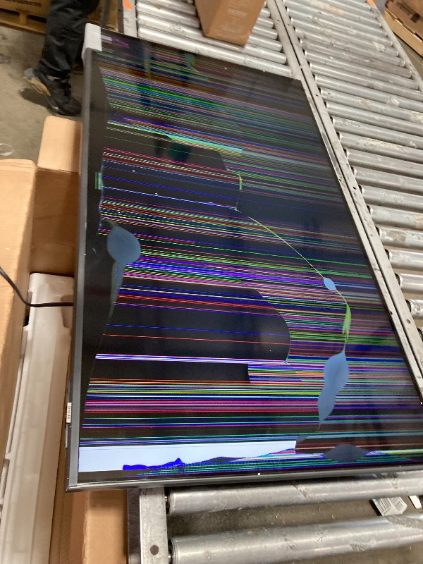Photo 1 of ***SMASHED SCREEN FINAL**Samsung UN50DU7200 50 inch Class DU7200 Series LED 4K UHD Smart Tizen TV