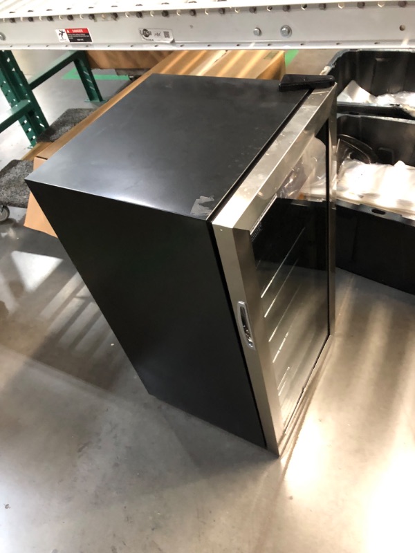Photo 1 of ***USED - POWERS ON - UNABLE TO TEST FURTHER - SEE PICTURES***
AAOBOSI Wine Refrigerator, 43.2 cm Freestanding Wine Cooler, 28 Bottles Double Paned Tempered Glass Wine Fridge, Low Noise Compressor, Blue LED Display, Adjustable Shelves