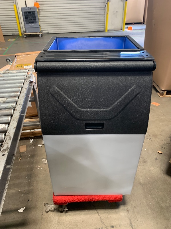 Photo 1 of *************THIS IS ONLY THE ICE CATCHER************
Mojgar Commercial 550Lbs/24H Ice Maker Machine Bottom(Only for Mojgar 550lbs/24h Commercial Ice Machine)