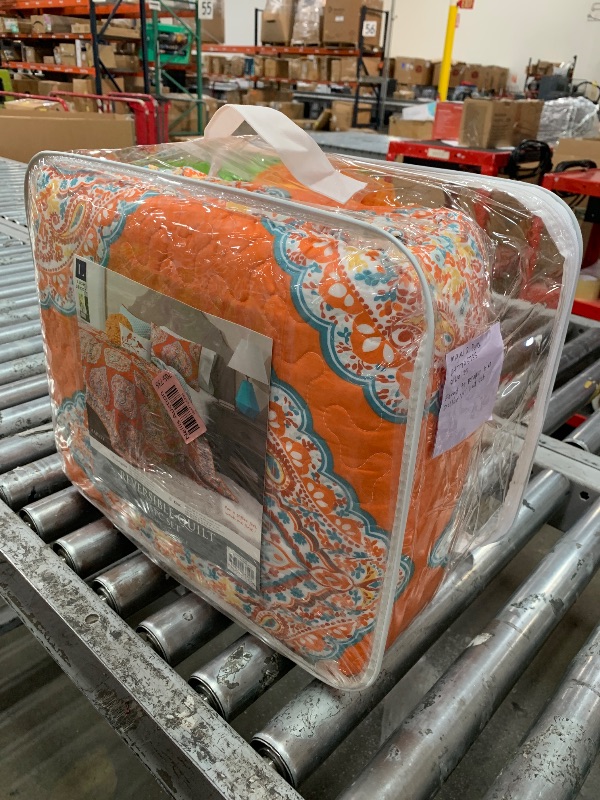 Photo 1 of **************MISSING A FEW OF THE SMALLER PIECES**************
Lush Decor Harley Reversible Quilt Set, 5 Piece Set, King, Tangerine - Boho Bedding Set - Orange Quilt - Bold & Colorful Paisley Quilt - Maximalist & Boho Bedroom Decor