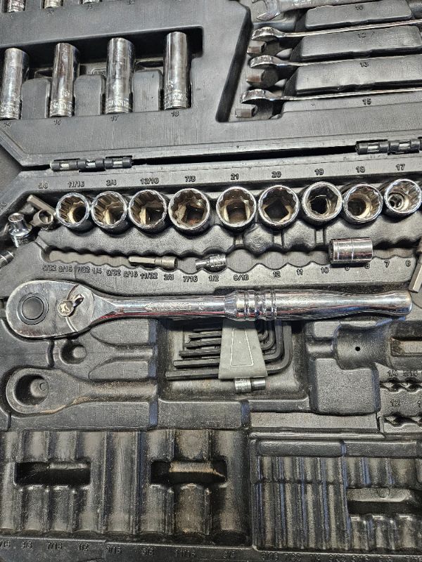 Photo 1 of ** Missing parts ** Husky Mechanics Tool Set (149-Piece)