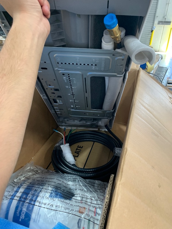 Photo 1 of ****PARTS ONLY*****MRCOOL 12000 BTU 115V Ductless Inverter Mini Split Air Conditioner & Heat Pump System, 5th Gen DIY - Wall-Mounted AC Unit w/ Heating and Cooling for Home, Office & Commercial Space