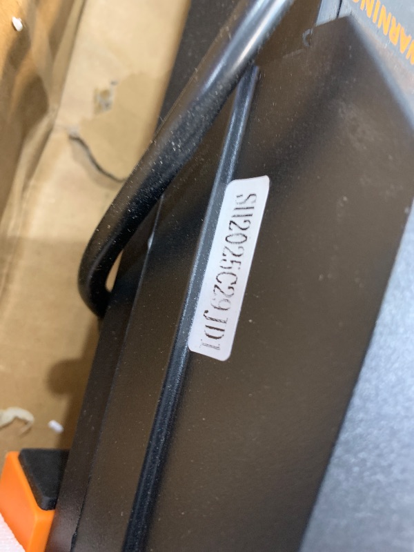 Photo 1 of ******************MISSING REMOTE*******************
Walking Pad Treadmill, BestGod Incline Under Desk Treadmill 330lbs Capacity, 2.5HP Portable Treadmills for Home, Compact Treadmills Mini Walking Pad, Running Machine with Remote Control