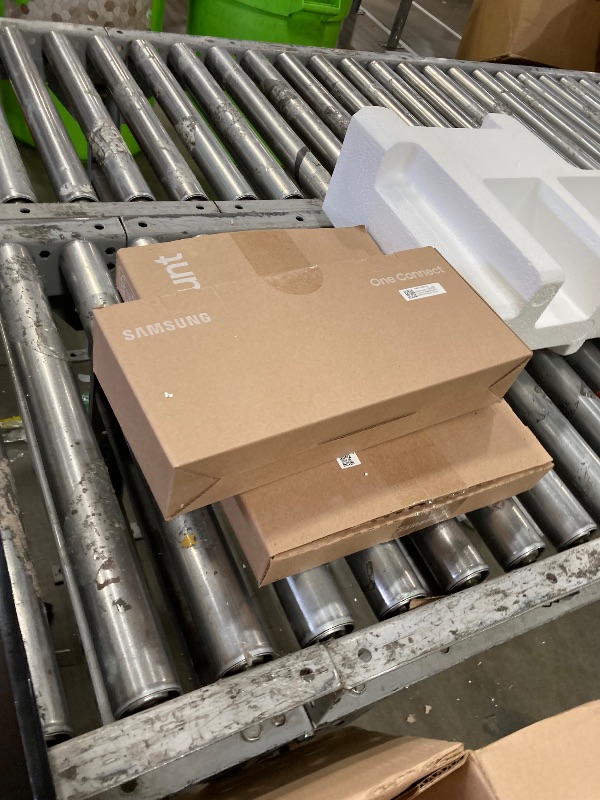 Photo 1 of **SMASHED SCREEN FINAL SALE**Samsung 55-Inch Class QLED 4K LS03D The Frame Series Quantum HDR Smart TV w/Dolby Atmos, Art Mode, Anti-Reflection, Customizable Frame, Slim Fit Wall Mount with Alexa Built-in (QN55LS03D, 2024 Model)