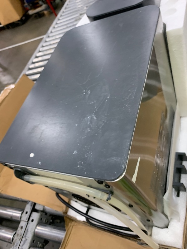 Photo 1 of ***NOT FUNCTIONAL - PARTS ONLY - SEE COMMENTS***
GE Profile Opal 2.0 XL with 1 Gallon Tank, Chewable Crunchable Countertop Nugget Ice Maker, Scoop included, 38 lbs in 24 hours, Pellet Ice Machine with WiFi & Smart Connected, Stainless Steel