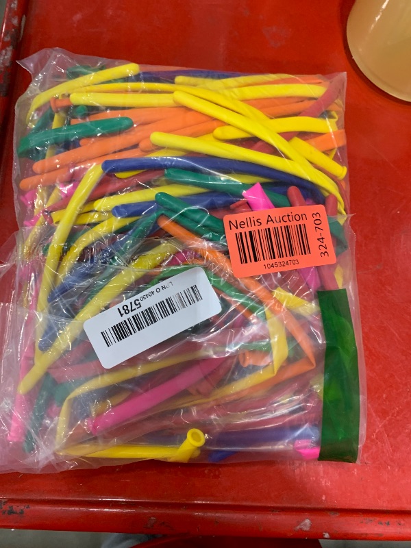 Photo 1 of 100Pcs 260 Balloons Metallic Long Balloons for balloon animals, Thickening Skinny Latex Twisting Balloon for Animals Modeling Christmas Birthday Wedding Party Decorations.(Multi)