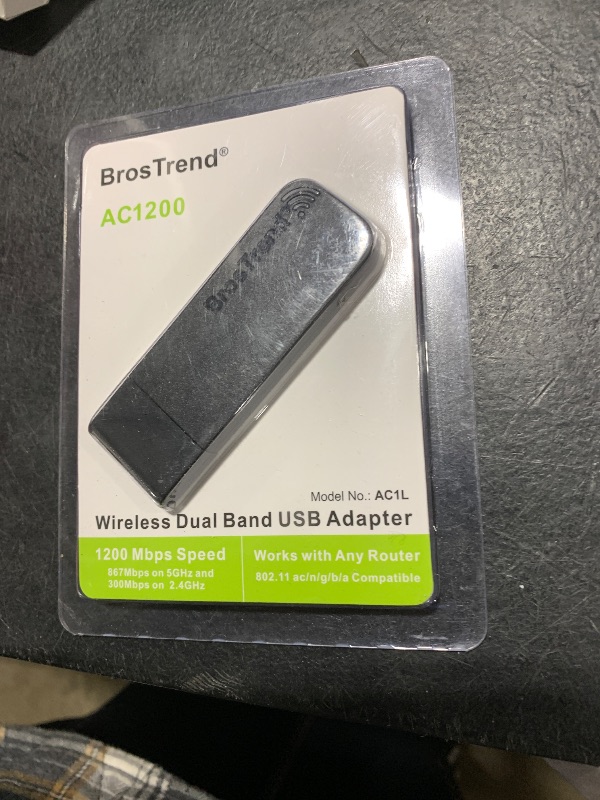 Photo 1 of BrosTrend Linux USB WiFi Adapter 1200Mbps for Ubuntu Mint Debian Kubuntu Mate Zorin PureOS Raspberry Pi 2+ Windows etc. Linux Compatible Wi-Fi Adapter Wireless Dual Band 5GHz 867Mbps + 2.4GHz 300Mbps