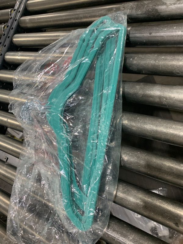 Photo 1 of 14 pcs hanger set